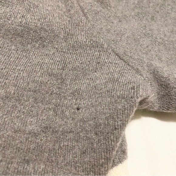 St John Sport by Marie Gray Cardigan Sweater Size Small - Picture 12 of 16